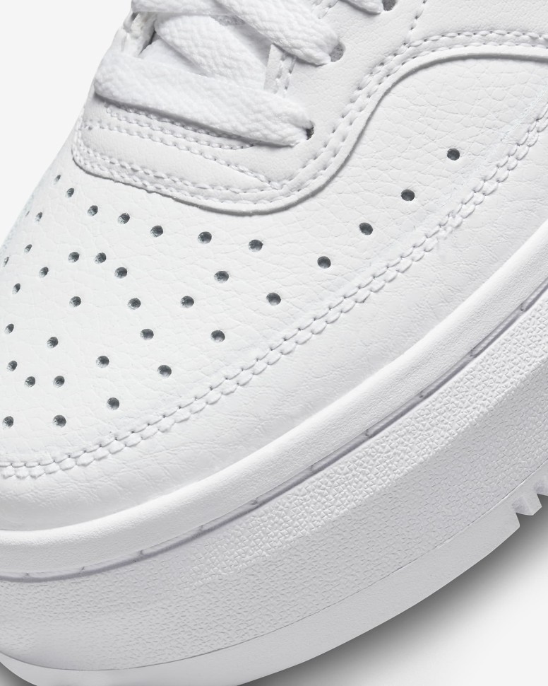 Кеды Nike W Court Vision Alta Ltr white mtlc platinum-summit white DM0113-101 в Москве  в Москве 