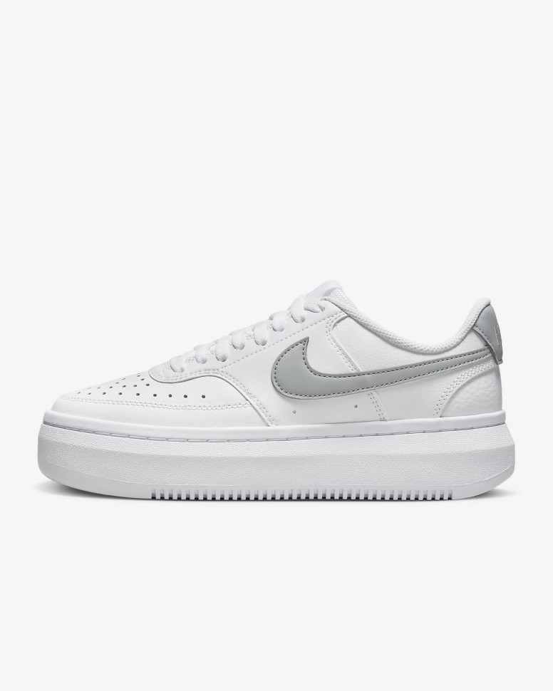 Кеды Nike W Court Vision Alta Ltr white mtlc platinum-summit white DM0113-101 в Москве  в Москве 
