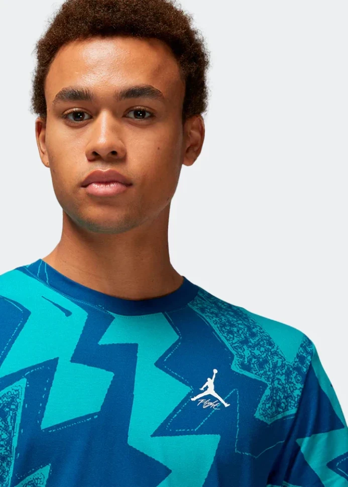 Футболка Nike M J ESS SS AOP CREW DQ7368-322 в Москве  в Москве 