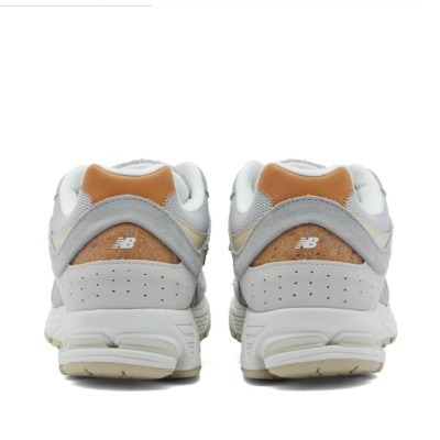 Кроссовки New Balance M2002RSB