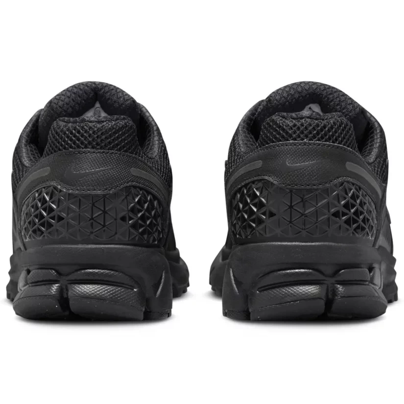 Кроссовки Nike Zoom Vomero 5 Triple Black BV1358-003 в Москве  в Москве 
