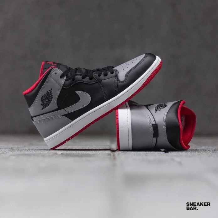 Кроссовки Nike AIR JORDAN 1 MID DQ8426-006 в Москве  в Москве 