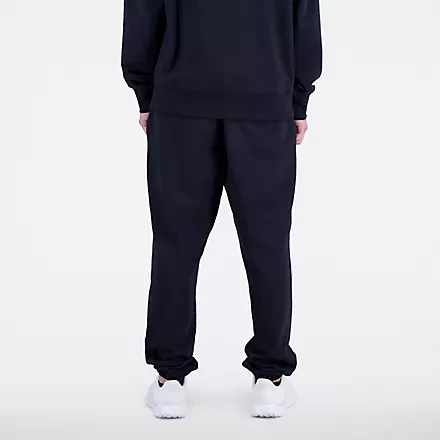 Брюки New Balance Essentials Stacked Logo French Terry Sweatpant MP31539-BK в Москве  в Москве 