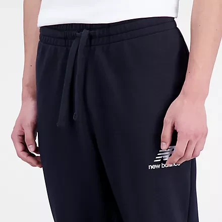 Брюки New Balance Essentials Stacked Logo French Terry Sweatpant MP31539-BK в Москве  в Москве 