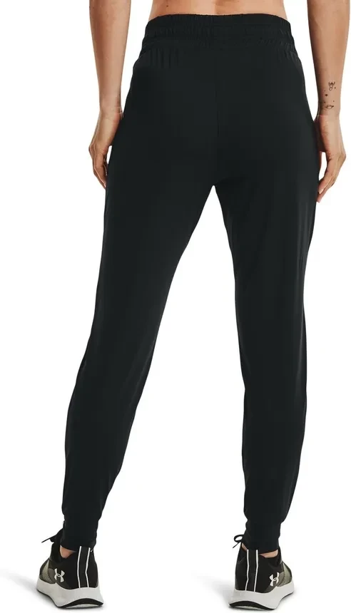 Брюки Under Armour NEW FABRIC HG Armour Pant 1369385-001 в Москве  в Москве 