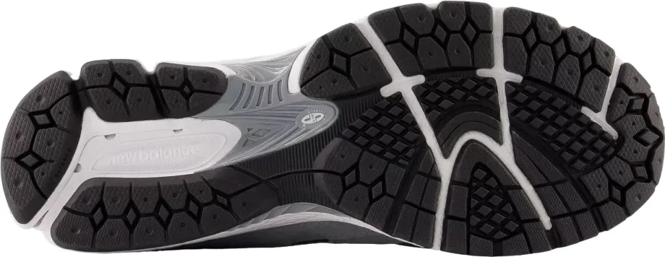 Кроссовки New Balance M2002RST в Москве  в Москве 