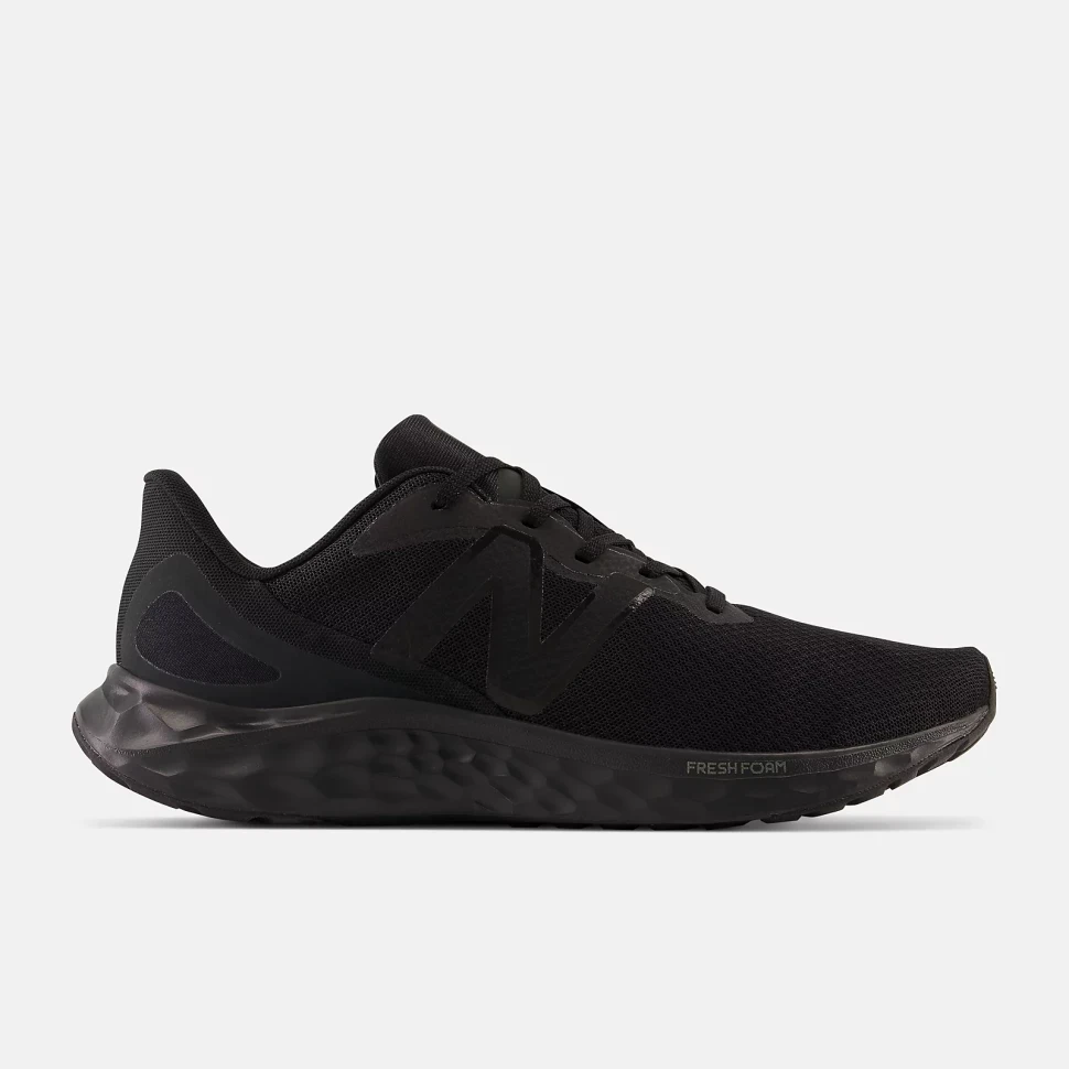 Кроссовки New Balance MARISBB4 в Москве  в Москве 