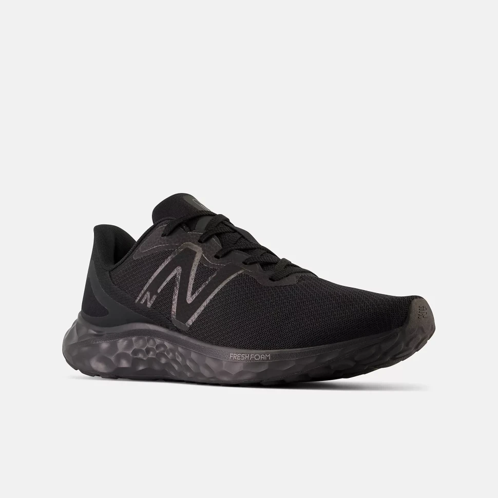 Кроссовки New Balance MARISBB4 в Москве  в Москве 