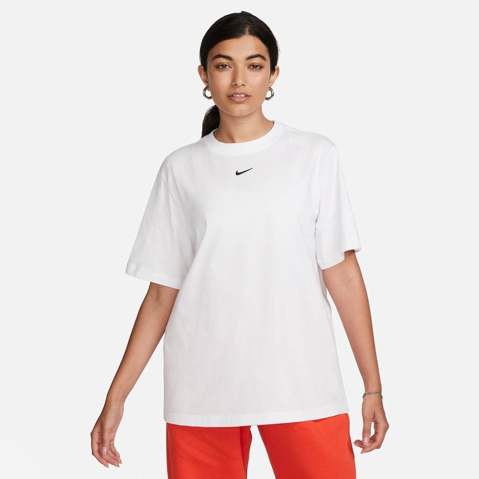 Футболка Nike Sportswear Essential FD4149-100 в Москве  в Москве 