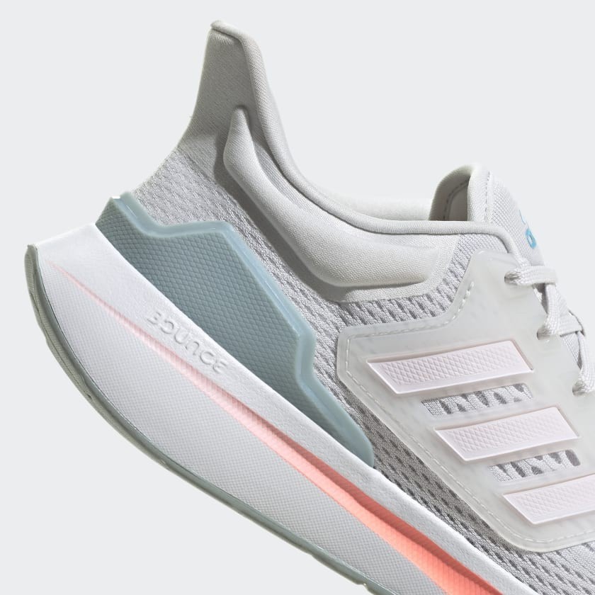 Кроссовки Adidas GZ0588 в Москве  в Москве 