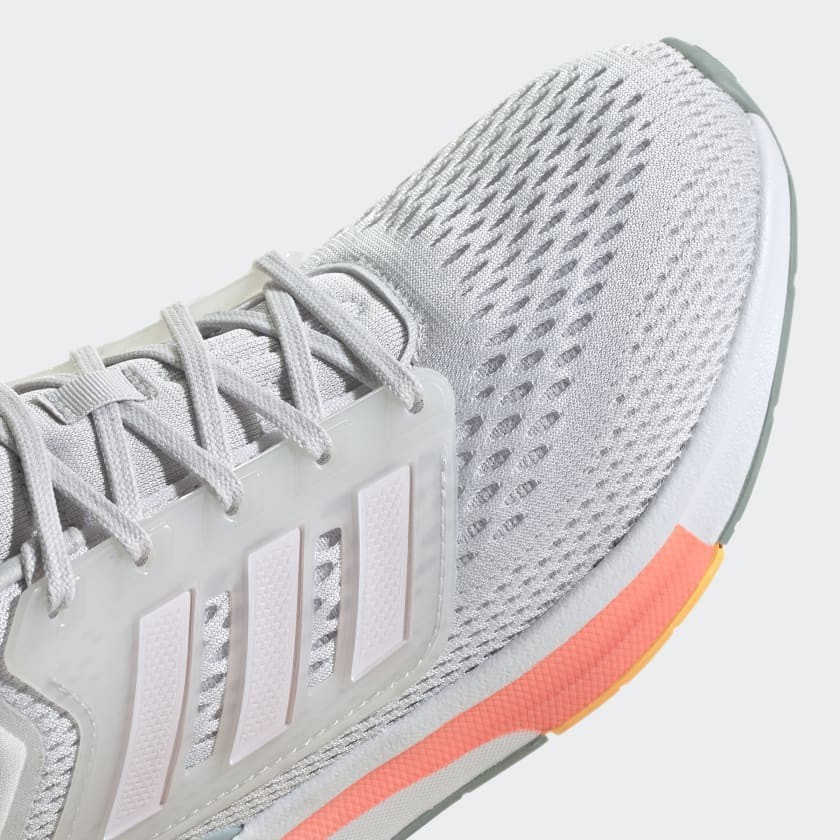 Кроссовки Adidas GZ0588 в Москве  в Москве 