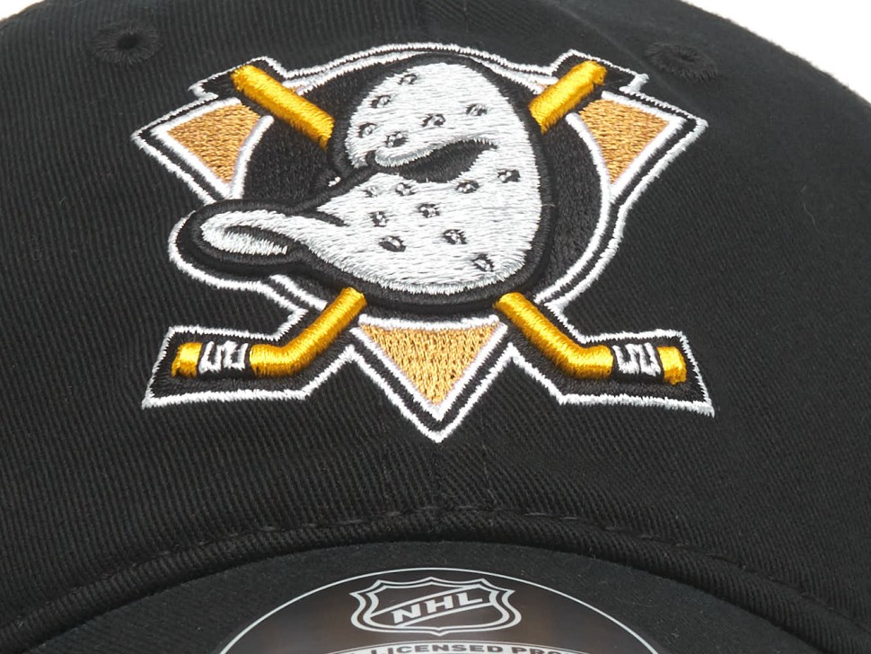Бейсболка ATRIBUTIKA & CLUB Anaheim Ducks, черн. 31648 в Москве  в Москве 
