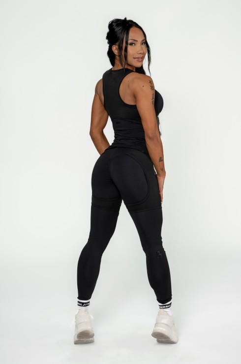 Топ Nebbia 835 Compression Top INTENSE Ultra Black в Москве  в Москве 