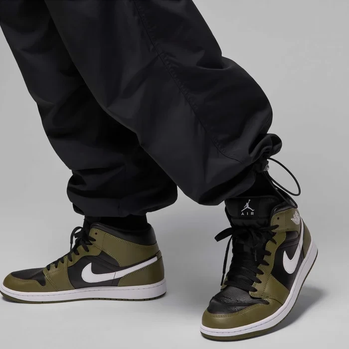 Брюки Nike Jordan ESS STMT WVN PANT FV7306-010 в Москве  в Москве 