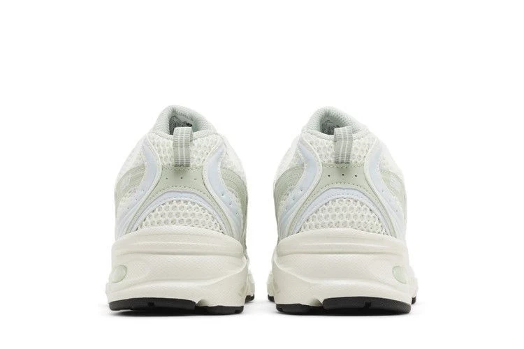 Кроссовки New Balance MR530ZO в Москве  в Москве 