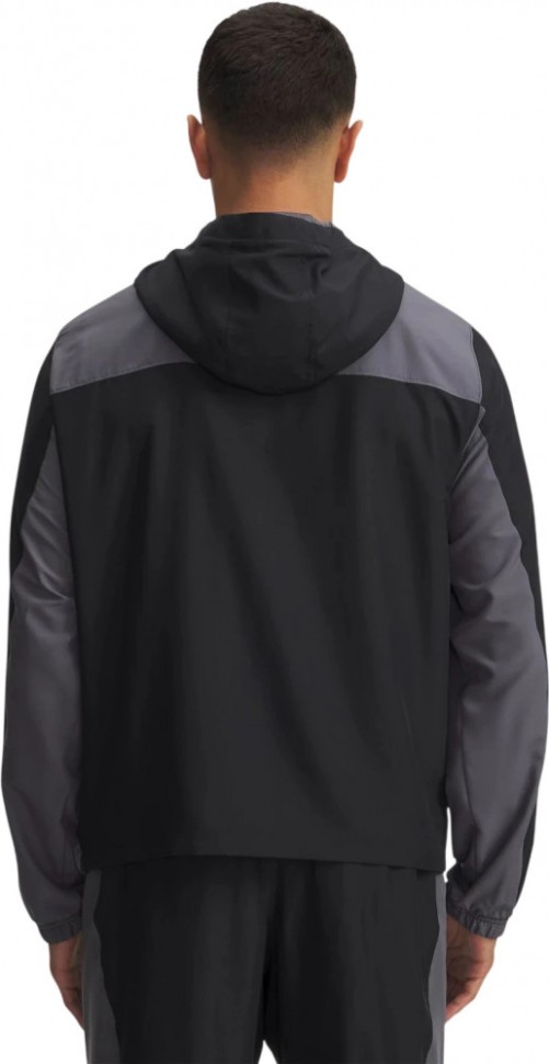 Ветровка Under Armour UA Tech Sport Woven Jkt 6011267-001 в Москве  в Москве 