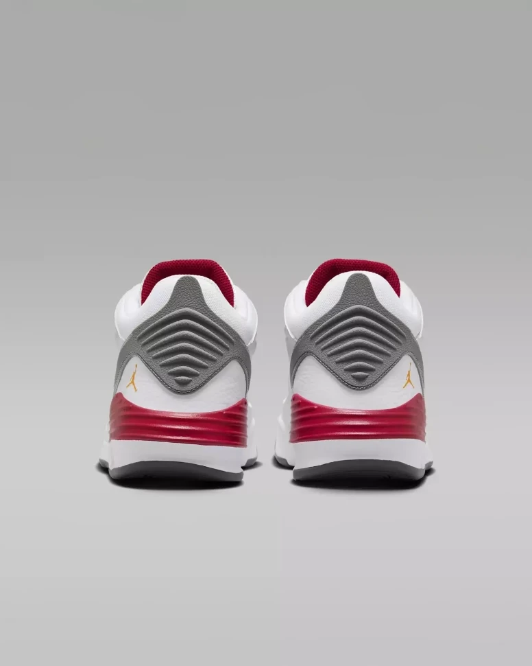 Кроссовки Nike Кроссовки Air Jordan MAX AURA 5 DZ4353-160 в Москве  в Москве 