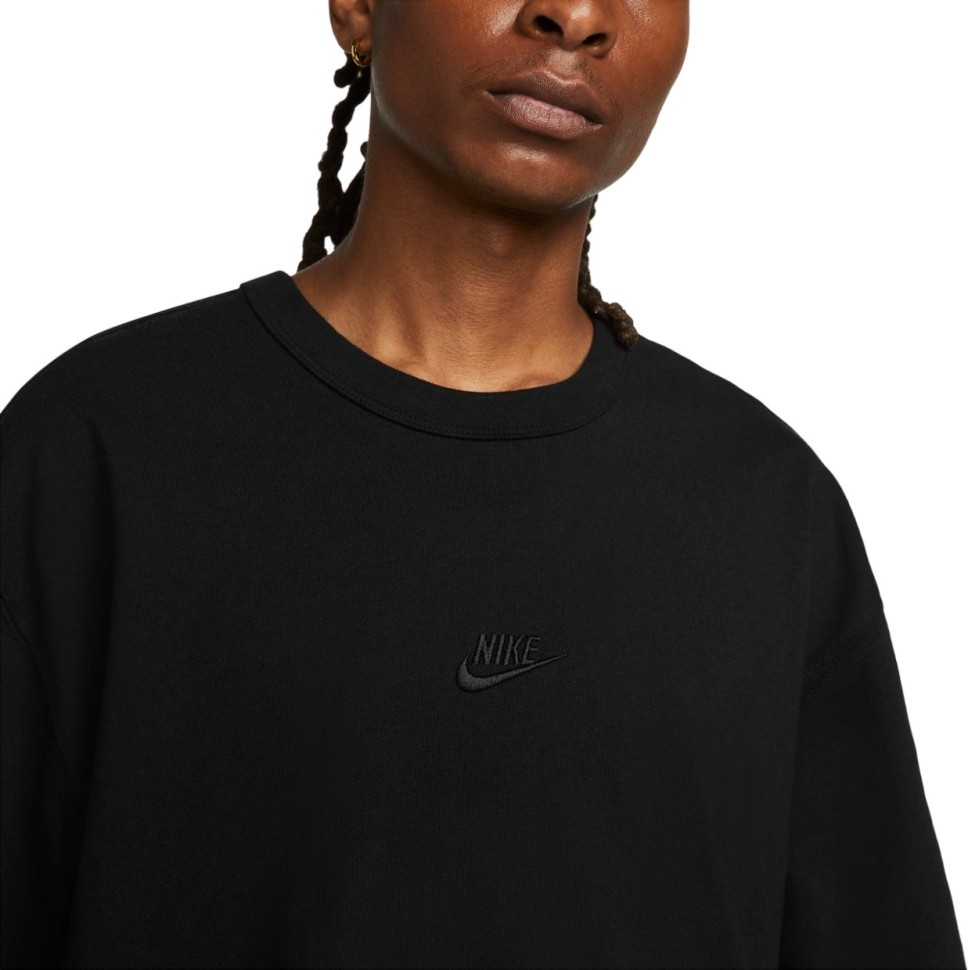 Футболка Nike M NSW PREM ESSNTL SUST TEE DO7392-010 в Москве  в Москве 