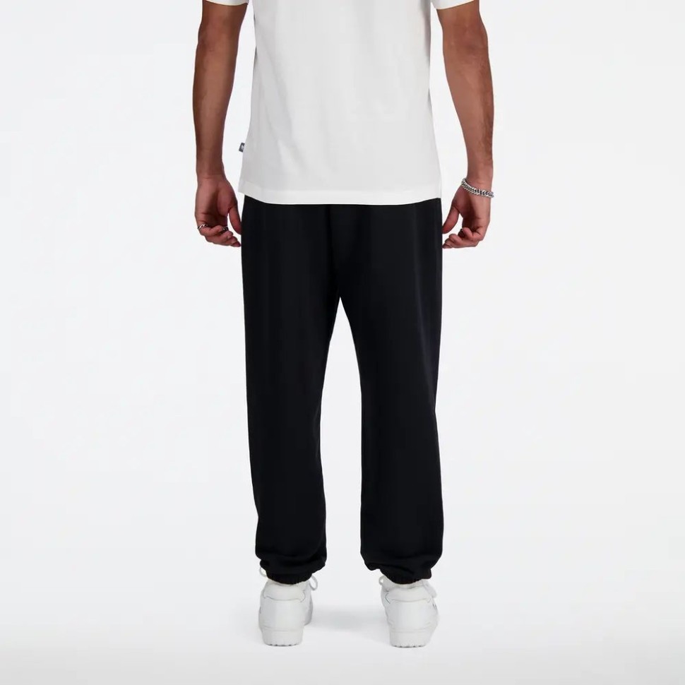 Брюки New Balance French Terry Jogger MP41519BK в Москве в Москве