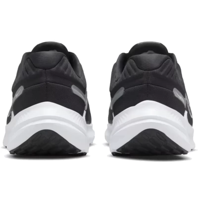 Кроссовки Nike Quest 5 DD0204-001