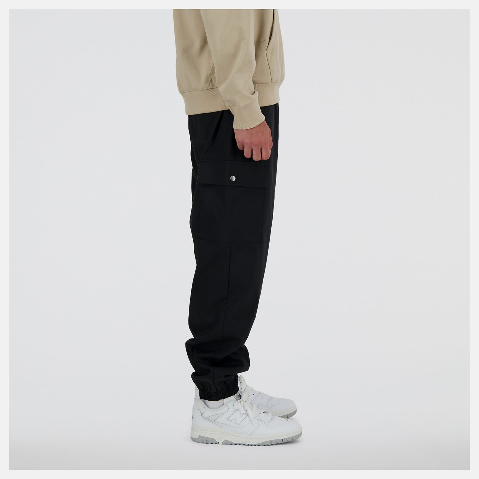 Брюки New Balance Icon Twill Cargo Jogger MP41579BK в Москве в Москве