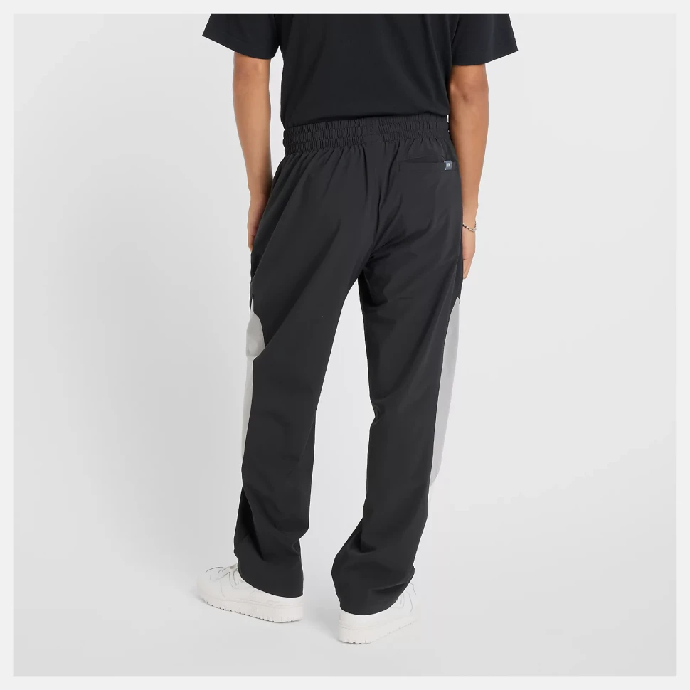 Брюки New Balance Woven Track Pant MP51602BK в Москве в Москве