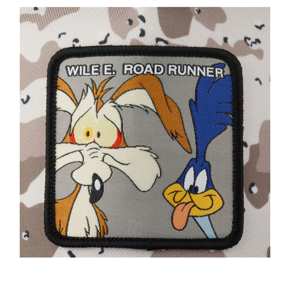 Бейсболка CAPSLAB Looney Tunes Wile E. Coyote and Road CL/LOO10/1/CT/BBC (беж-кам) 88-578-02-00 в Москве в Москве