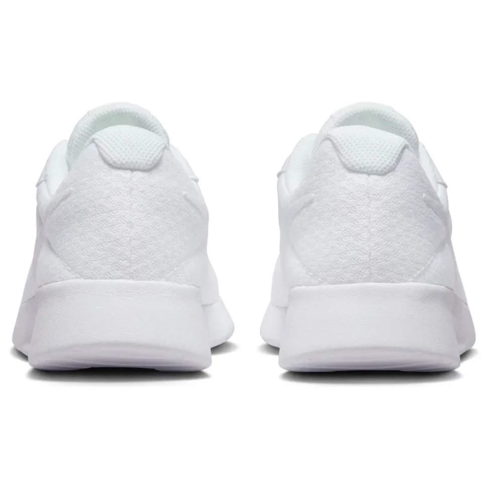 Кроссовки Nike Tanjun DJ6257-104 в Москве  в Москве 
