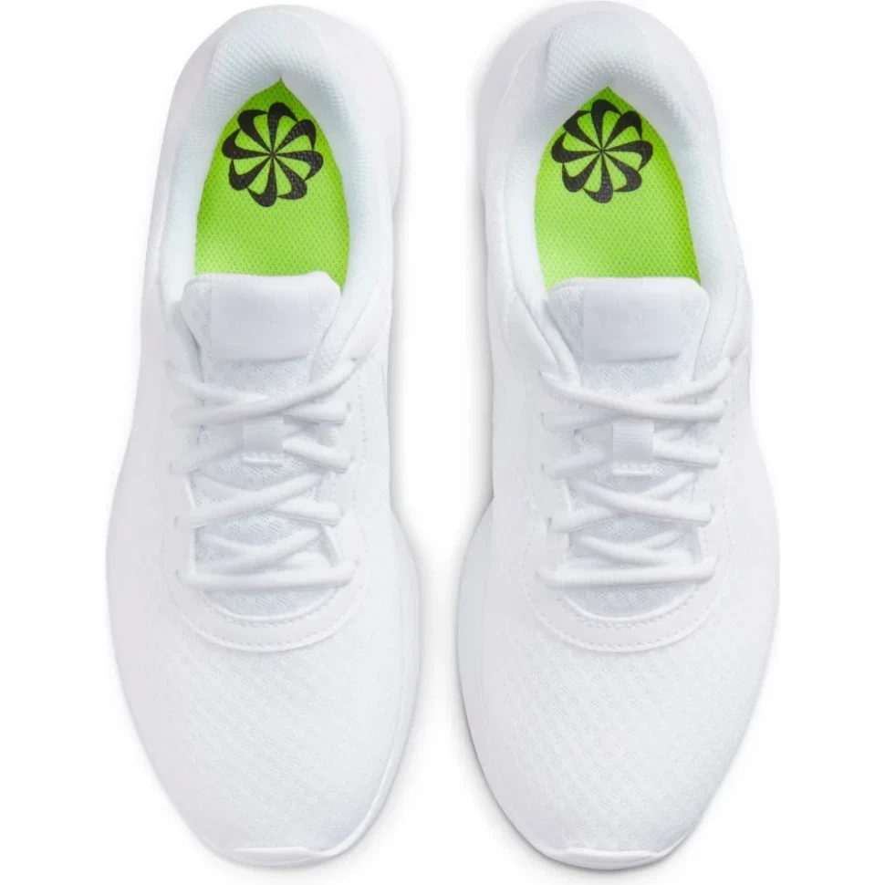 Кроссовки Nike Tanjun DJ6257-104 в Москве  в Москве 