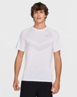 Футболка NIKE M NK DFADV STRIDE SS TOP HV5203-100 в Москве  в Москве 
