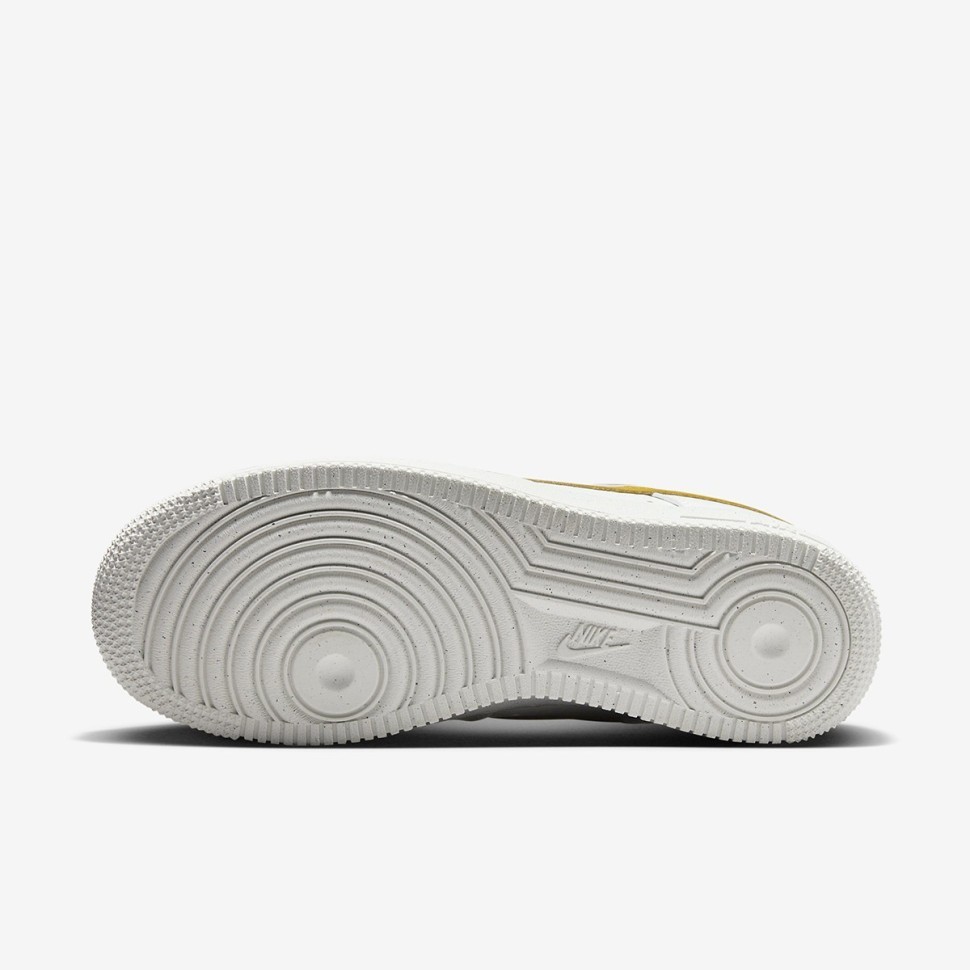 Кроссовки Nike WMNS AIR FORCE 1 '07 NN DV3808-101 в Москве  в Москве 