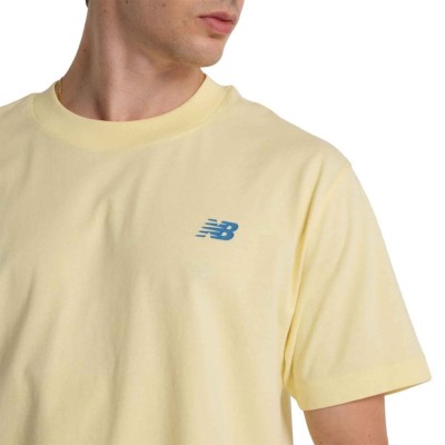 Футболка New Balance Sport Essentials Logo PARCHMENT MT41580PRC