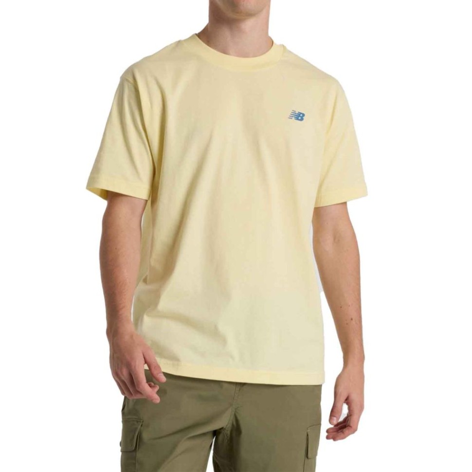 Футболка New Balance Sport Essentials Logo PARCHMENT MT41580PRC в Москве  в Москве 