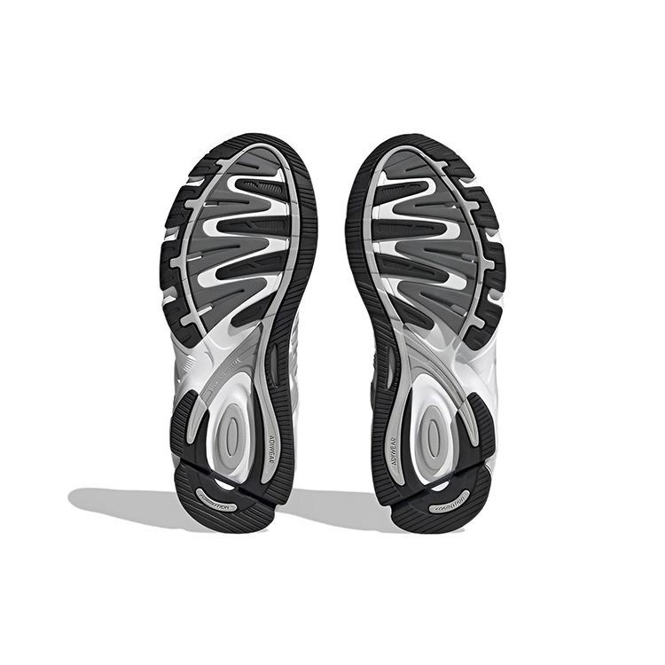 Кроссовки Adidas RESPONSE CL W ID4290 в Москве в Москве