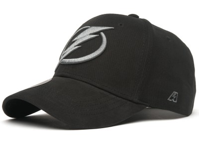 Бейсболка ATRIBUTIKA &amp; CLUB Tampa Bay Lightning, черн. 31606
