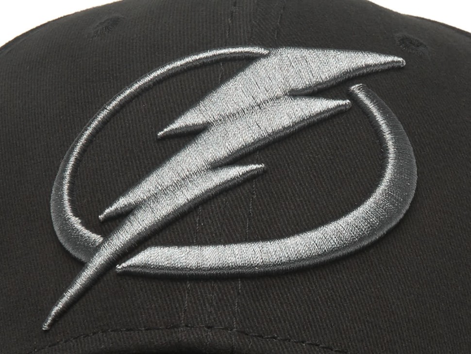 Бейсболка ATRIBUTIKA & CLUB Tampa Bay Lightning, черн. 31606 в Москве  в Москве 