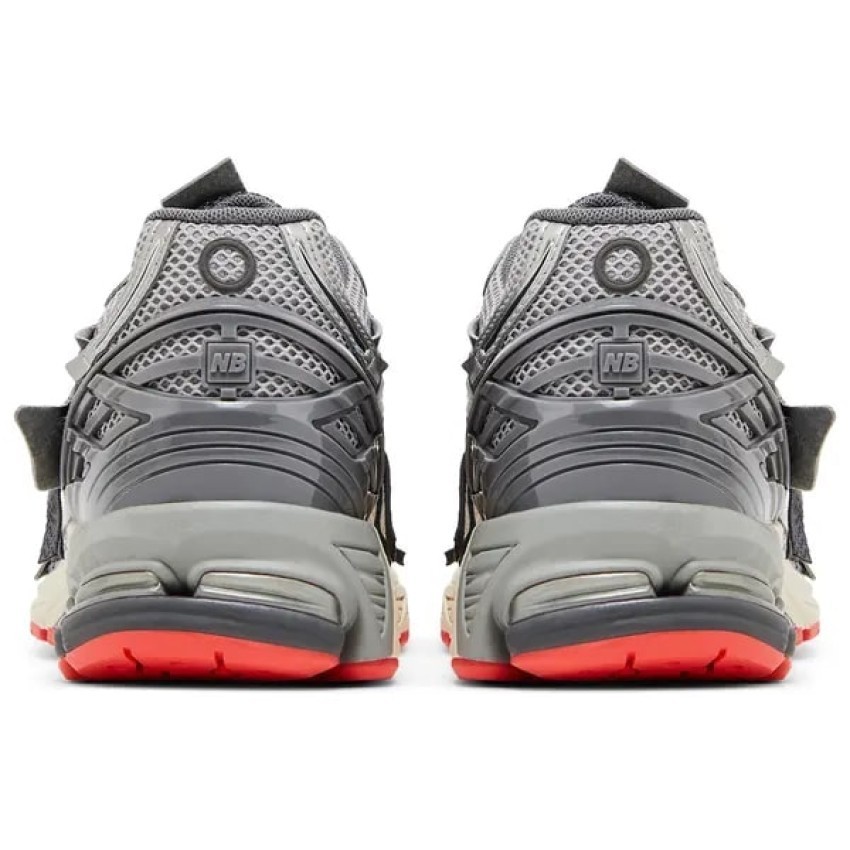 Кроссовки New Balance 1906 U1906AC в Москве  в Москве 