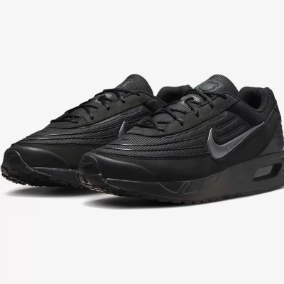 Кроссовки NIKE AIR MAX VERSE LE HV4415-100
