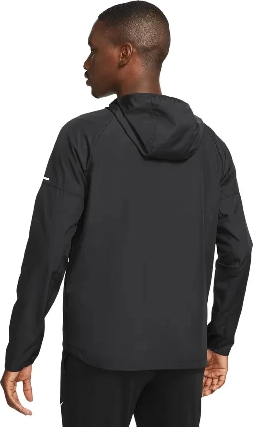 Ветровка Nike M NK RPL MILER JKT DD4746-010 в Москве  в Москве 