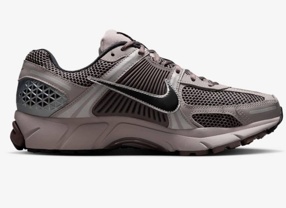 Кроссовки Nike ZOOM VOMERO 5 FB9149-005