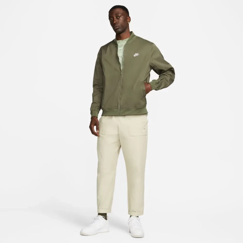 Куртка Nike M Nk Club Wvn Ul Bombr Jkt DM6821-Зеленая в Москве  в Москве 