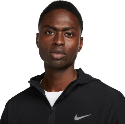 Ветровка Nike M NK DF FORM HD JKT FB7482-010