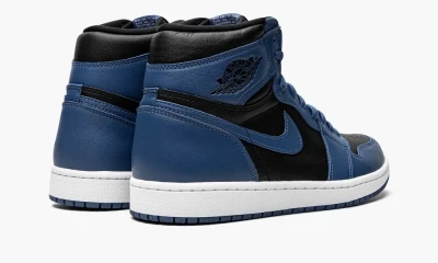 Кеды Nike Air Jordan 1 High OG &quot;Dark Marina Blue&quot; 555088-404