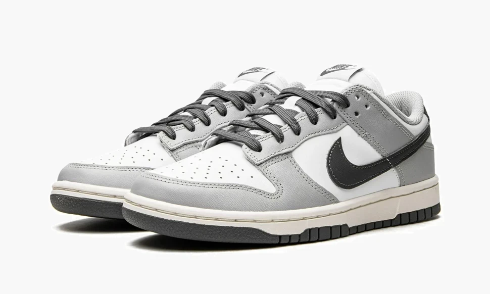 Кроссовки Nike WMNS DUNK LOW DD1503-117 в Москве  в Москве 