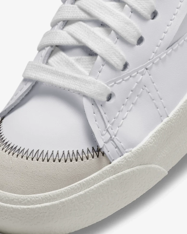 Кроссовки Nike Blazer Low 77 Jumbo DN2158-101 в Москве  в Москве 