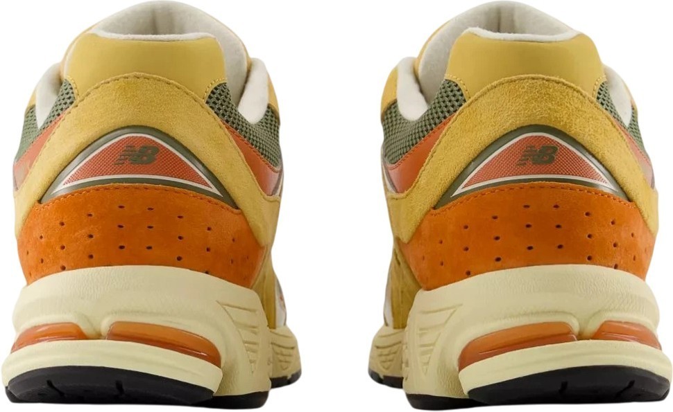 Кроссовки New Balance 2002 U2002RPB в Москве  в Москве 