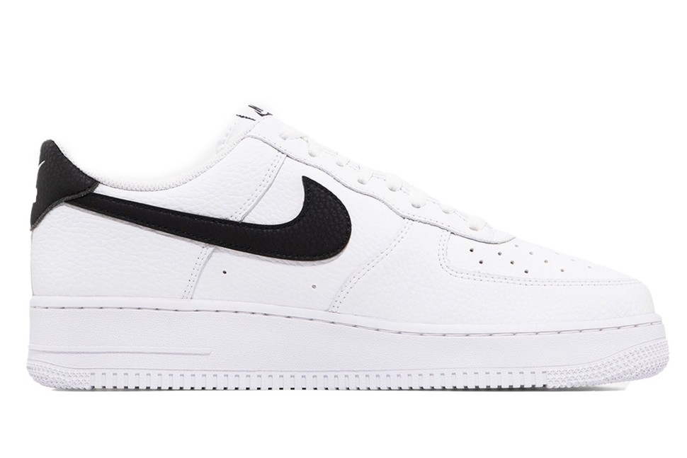 Кроссовки Nike Air Force 1 '07 CT2302-100