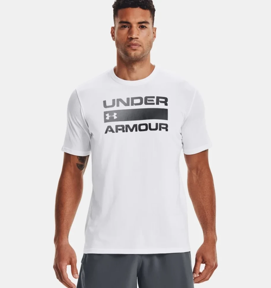 Футболка Under Armour Team Issue Wordmark Graphic Charged Cotton ® SS 1329582-100 в Москве в Москве