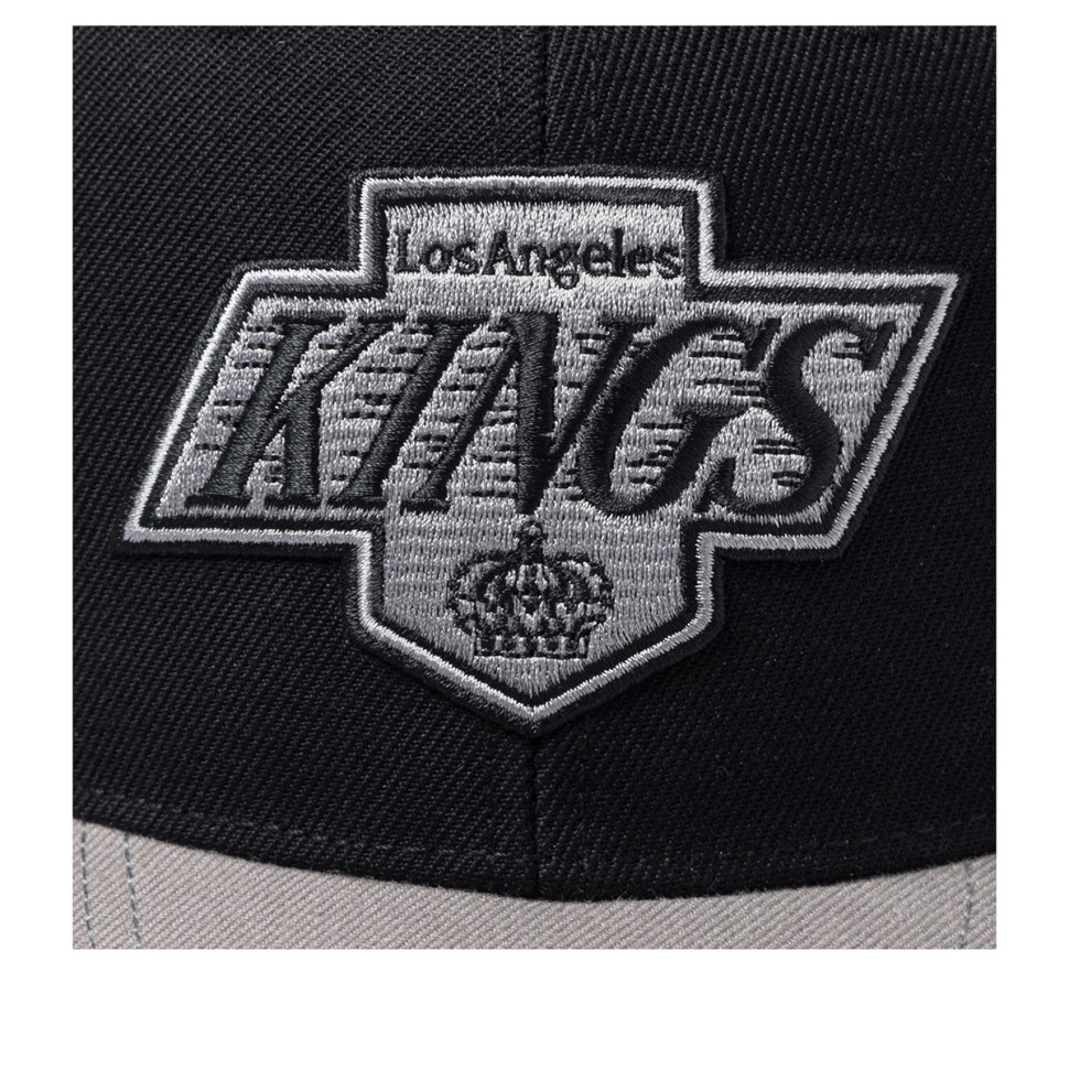 Бейсболка AMERICAN NEEDLE 21006A-LAK Los Angeles Kings 400 Series NHL чер свет-сер) 06-855-10-00 в Москве в Москве