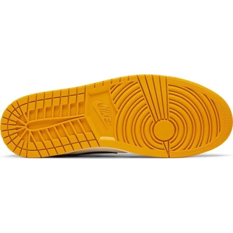 Кроссовки Nike NIKE JORDAN 1 HIGH OG "yellow ochre" DZ5485-701 в Москве  в Москве 